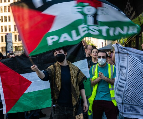 Youth, Poor Education Make Students Easy to Rally for Causes