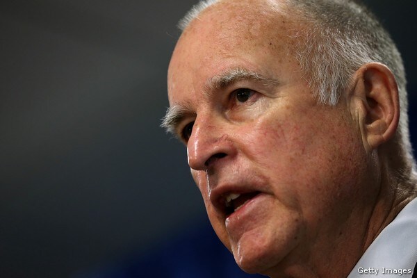 Jerry Brown Wants to Shift School Pension Costs to Local Government