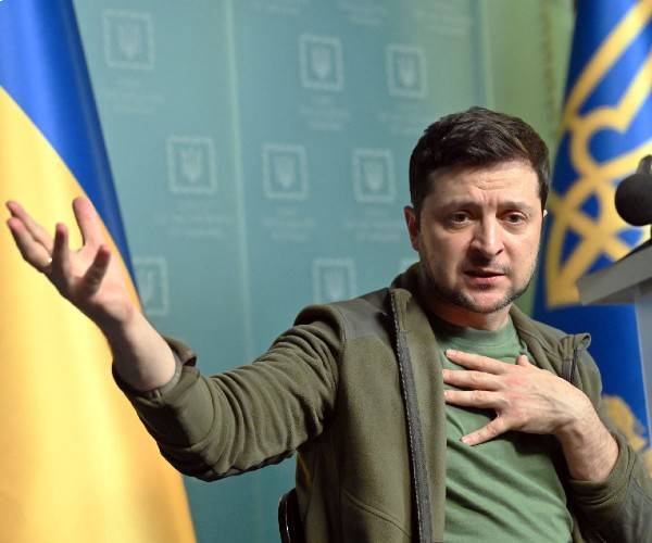 zelensky gesturing as he speaks