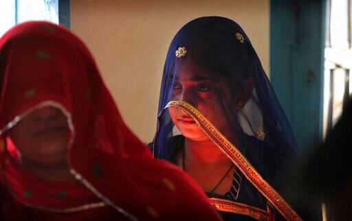 AP PHOTOS: Indians Vote in Final Phase of Election