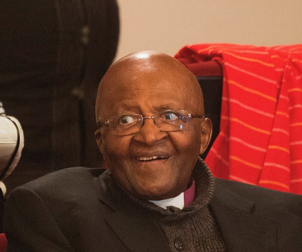 South African Ex-archbishop Tutu Hospitalized for Infection
