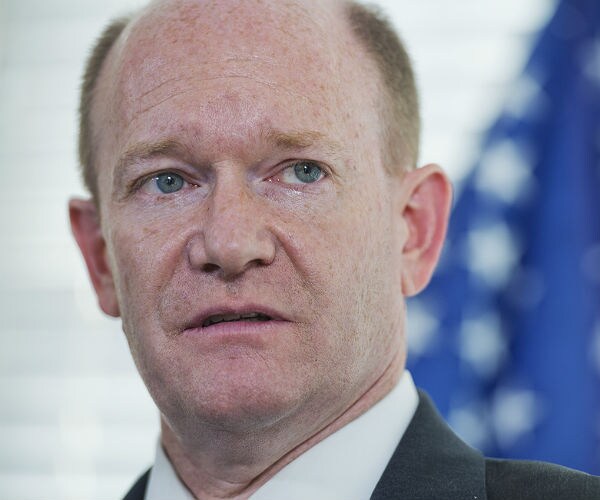 Sen. Chris Coons to Dems: Don't Give Gorsuch 'Tit-for-Tat' Treatment