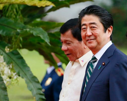 Abe Ends Philippine Visit with Investment, Aid Pledge