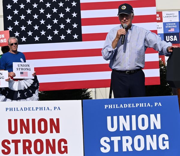 Biden Says Trump 'Didn't Build a Damn Thing'