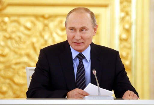 Putin, Merkel Discuss Situation in Eastern Ukraine