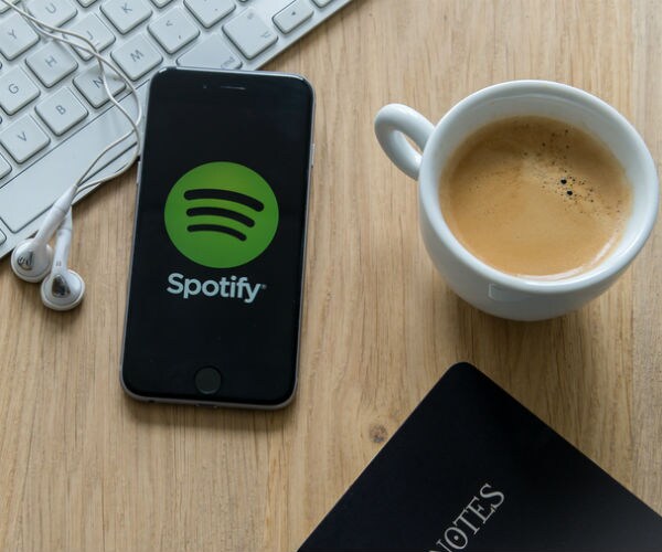 Spotify Said to Make Confidential Filing for IPO in US