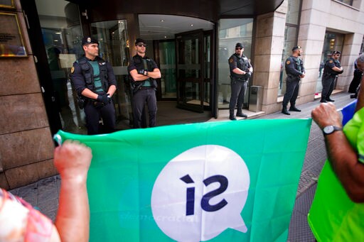 Reports: 12 Catalan Officials Arrested over Secession Vote