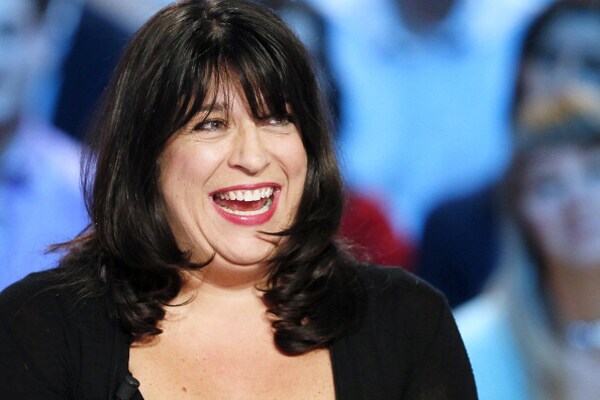 EL James, 'Fifty Shades of Grey' Author, Put on Blast in Twitter Q&A