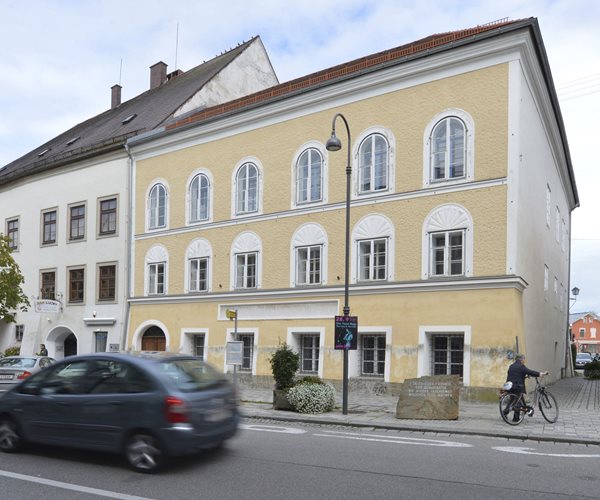 Austria to Tear Down Hitler Birth House