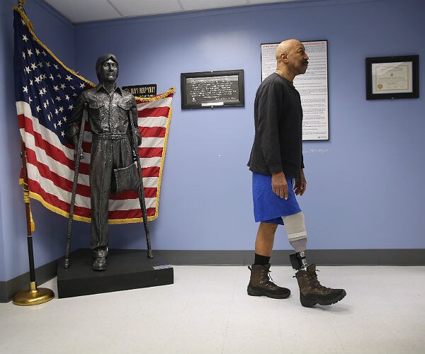 Poll: Vets Don't Want Private Healthcare