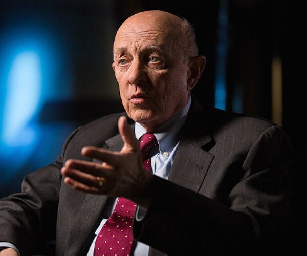 Woolsey: Trump Hasn't Said Anything as Foolish as Bush Remark