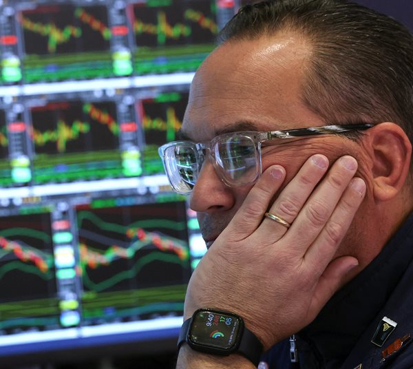 Traders See 3 Fed Rate Cuts in 2025, Starting in June