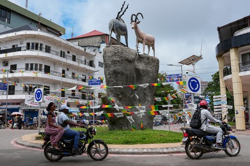 Polls Open in Guinea in a Referendum That Could Allow Junta Leader to Run for President
