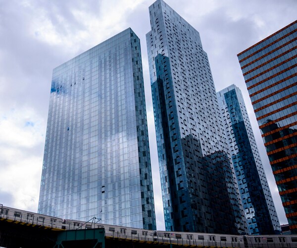 tall office buildings in long island city new york
