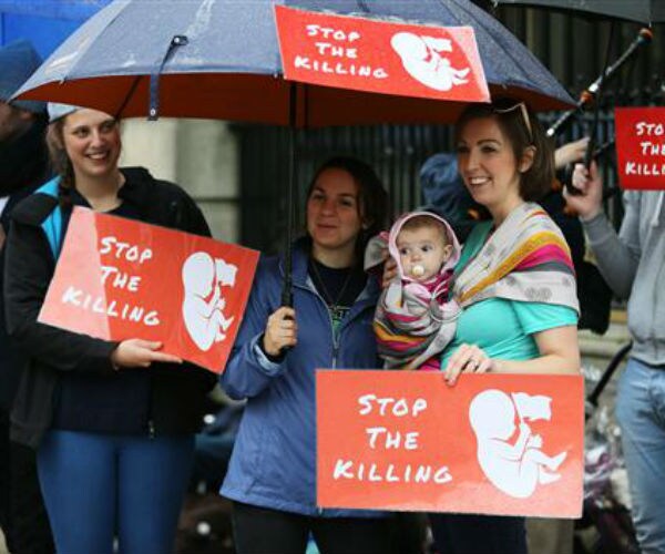 Google Suspends All Ads Related to Irish Abortion Vote