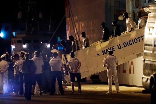 Rescued Migrants Questioned in Sicily about Alleged Threats