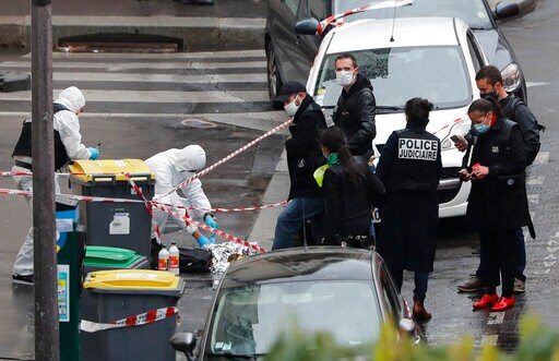 Official: Paris Stabbing Suspect Targeted Charlie Hebdo