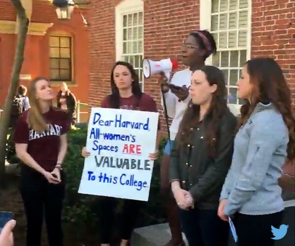 Harvard 'Final Clubs' Gender Policy Ignites Backlash From Women