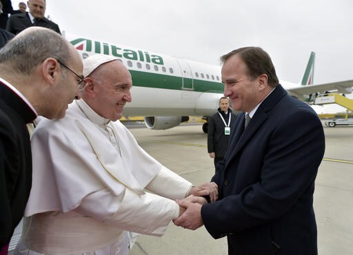 The Latest: Pope Francis Attends Prayer Service in Sweden