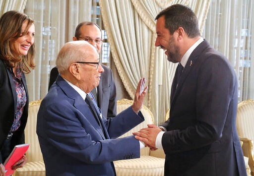 Italy, Tunisia Vow to Cooperate More over Migrants