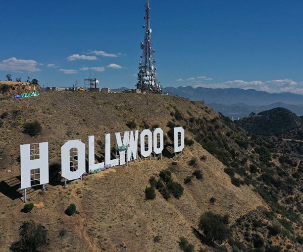 the hollywood sign