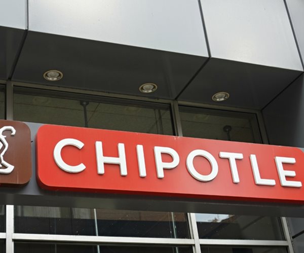 Chipotle: There's No Link to 'Supergirl' Actor's Illness 