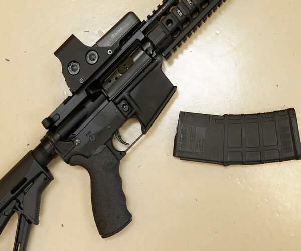 Idaho Governor OKs 18-year-olds Carrying Concealed Guns in Cities