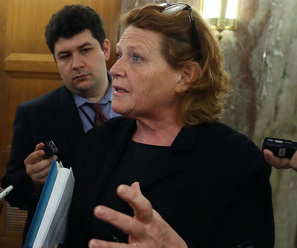 Dem Sen. Heitkamp: Trump 'Asked Me to Switch Parties'