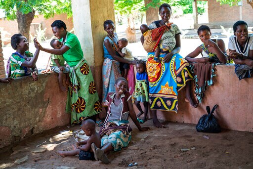 3 African Countries Trying out 1st Malaria Vaccine in Babies