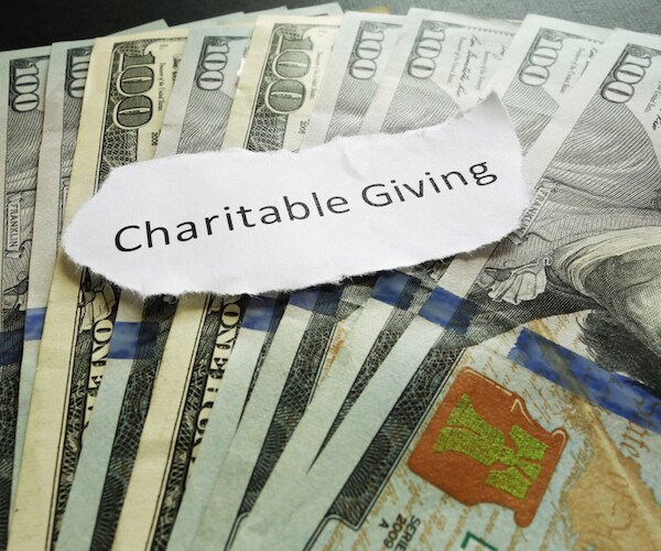 Charitable Giving Record High of $400 Billion Hit in US
