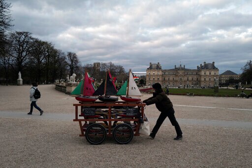 France's Limited Lockdown Beset by Glitches as Cases Rise