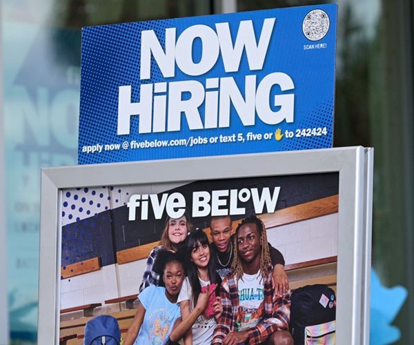 July Hiring Slows to 187K; Unemployment Dips to 3.5%