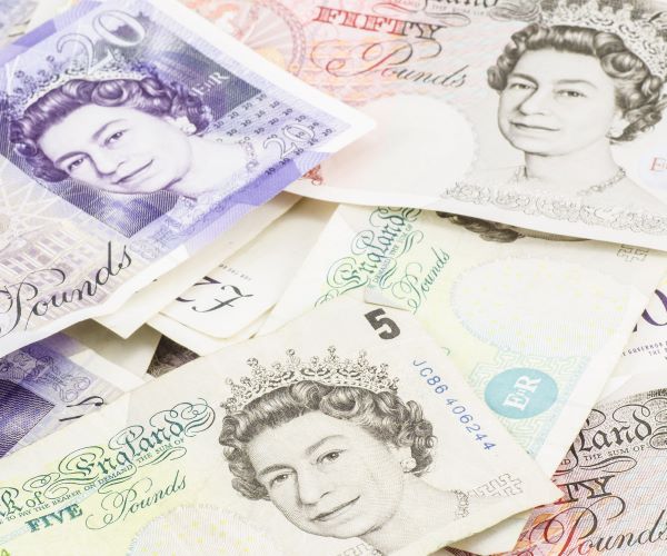 British pound notes
