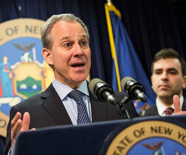 NYT Calls for Independent Prosecutor to Investigate Schneiderman