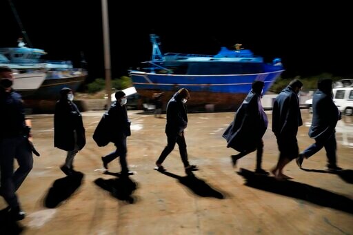Italian Coast Guard Rescues 300 Migrants from Stormy Seas
