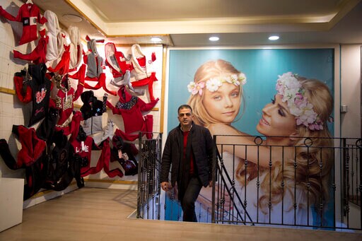 China's Closed: Palestinian Traders Fear Losing a Good Deal