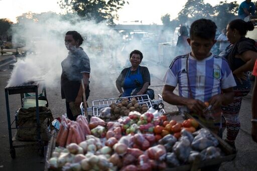 Many in Venezuela's 2nd City Turn to Prayer, Not Politics
