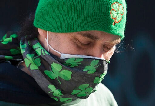 US, Canada Working on Mutual Ban on Non-essential Travel