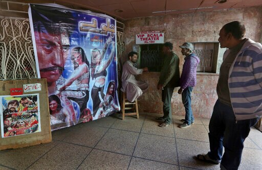 Pakistan Delays Decision on Movie That Offended Islamists