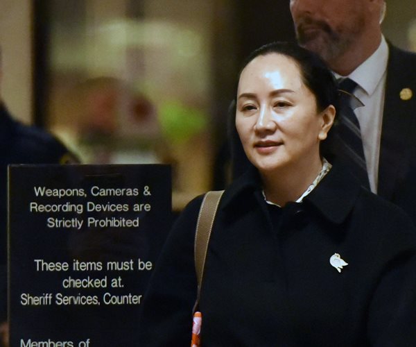Canada Judge: Fraud Case Against Huawei CFO Meng to Proceed