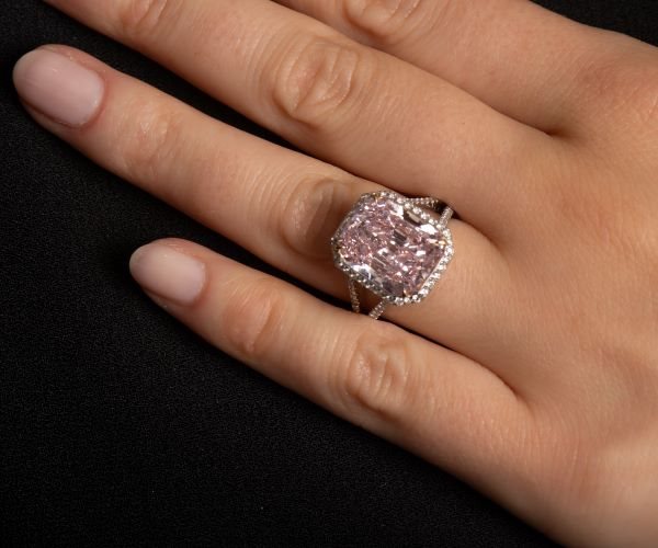 Dazzling Pink Diamond Could Sell for More Than $21 Million