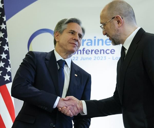 Allies Seek Business Investments to Rebuild Ukraine