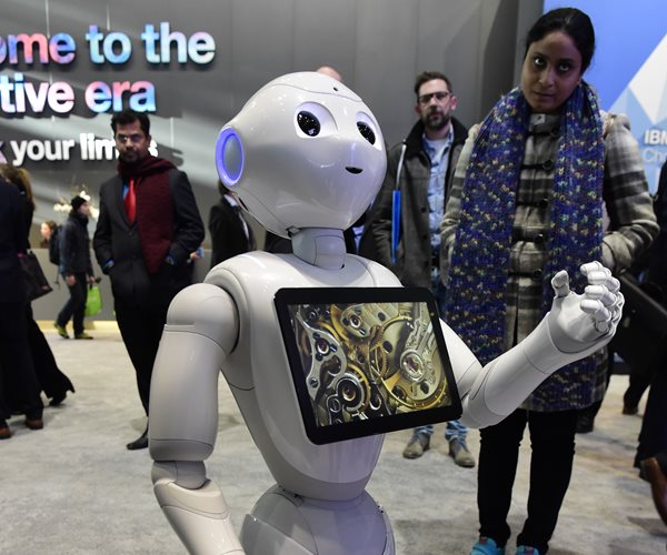 Robot Revolution Spurs Talk of Universal Basic Income