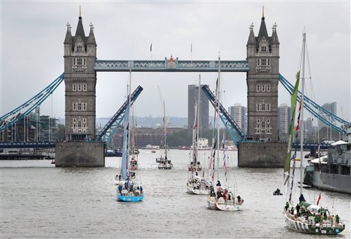 Yachts Pass London's Tower Bridge after Race around World