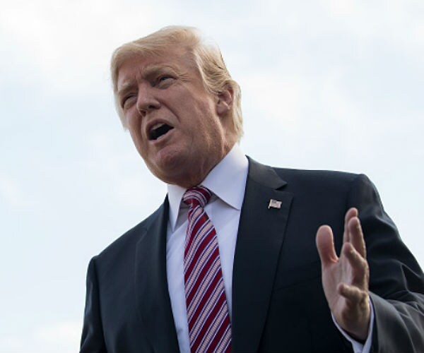 Evangelical Leaders Urge Trump to Condemn 'Alt-Right' 