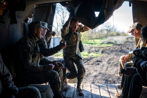 Russia Offers Quick Citizenship in Ukraine's Separatist Area