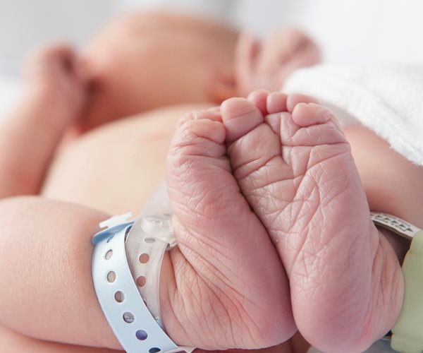US Birth Rate Continues to Plummet
