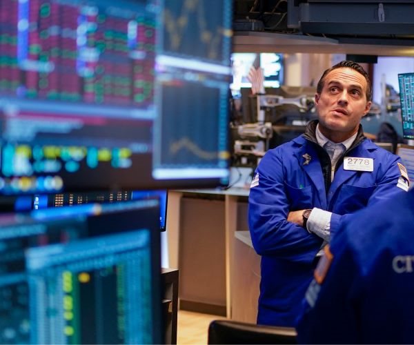 Wall St Falls as Microsoft Forecast Hits Tech, Earnings Slip