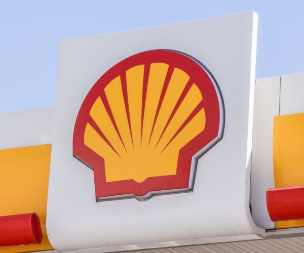 Shell & Total Namibia Oil Discoveries Likely in Billions of Barrels 