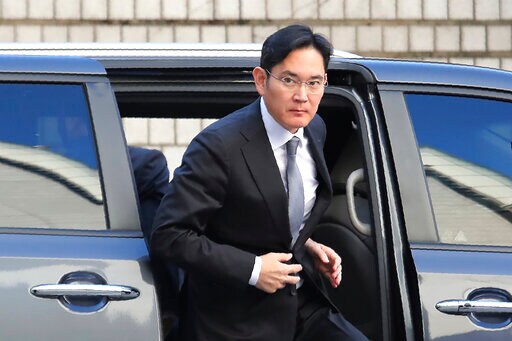 South Korea to Release Samsung Scion on Parole